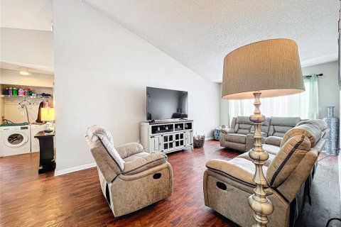 Купить кондоминиум в Орландо, Флорида 7 комнат, 93.65м2, № 1911602 - фото 20