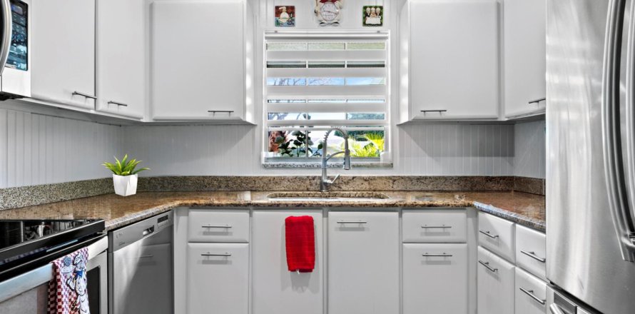 Condominio en Delray Beach, Florida, 2 dormitorios № 2261268