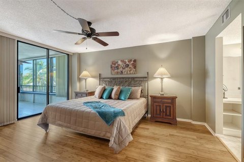 Condo in Sarasota, Florida, 2 bedrooms  № 2149224 - photo 23