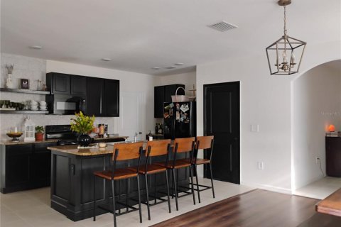 House in Bradenton, Florida 5 bedrooms, 226.59 sq.m. № 1785227 - photo 12