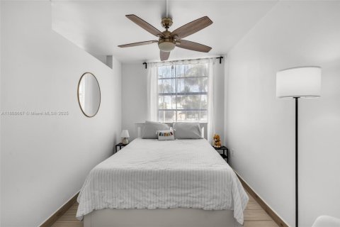 Copropriété à vendre à Miami Beach, Floride: 1 chambre, 38.09 m2 № 1865553 - photo 6