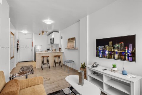 Copropriété à vendre à Miami Beach, Floride: 1 chambre, 38.09 m2 № 1865553 - photo 10