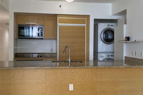 Copropriété à louer à Hallandale Beach, Floride: 1 chambre, 78.41 m2 № 1937618 - photo 9