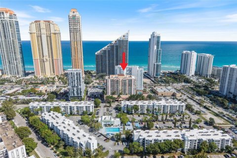 Copropriété à vendre à Sunny Isles Beach, Floride: 3 chambres, 134.62 m2 № 1962601 - photo 13