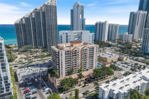 Copropriété à vendre à Sunny Isles Beach, Floride: 3 chambres, 134.62 m2 № 1962601 - photo 17