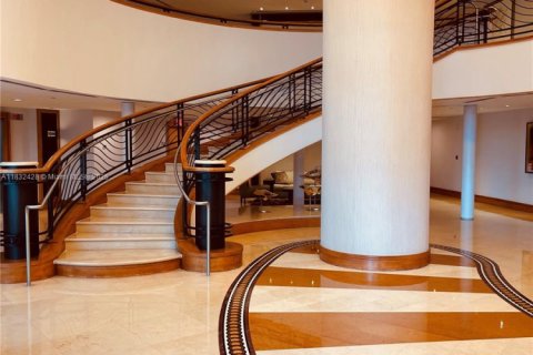 Condominio en venta en Sunny Isles Beach, Florida, 2 dormitorios, 147.81 m2 № 1809428 - foto 25
