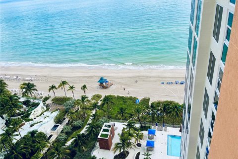 Condominio en venta en Sunny Isles Beach, Florida, 2 dormitorios, 147.81 m2 № 1809428 - foto 28