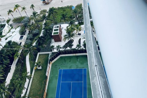 Condominio en venta en Sunny Isles Beach, Florida, 2 dormitorios, 147.81 m2 № 1809428 - foto 30