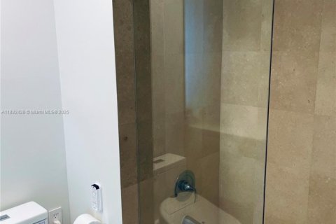 Condominio en venta en Sunny Isles Beach, Florida, 2 dormitorios, 147.81 m2 № 1809428 - foto 21