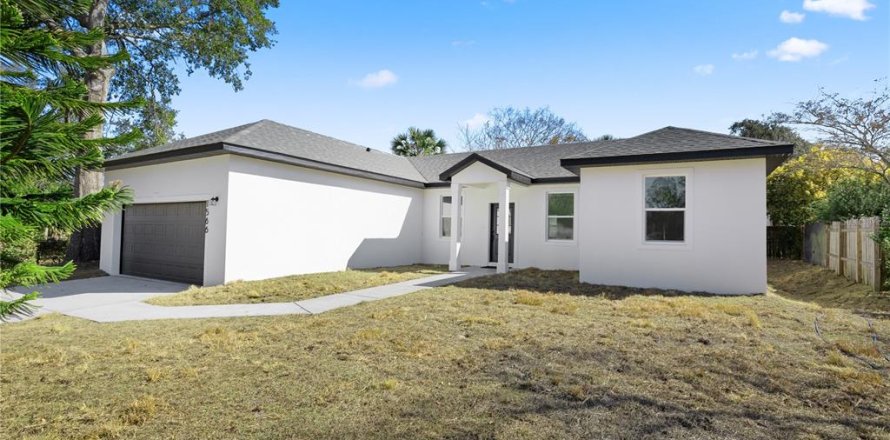Villa ou maison à Casselberry, Floride 4 chambres, 148.46 m2 № 2150756
