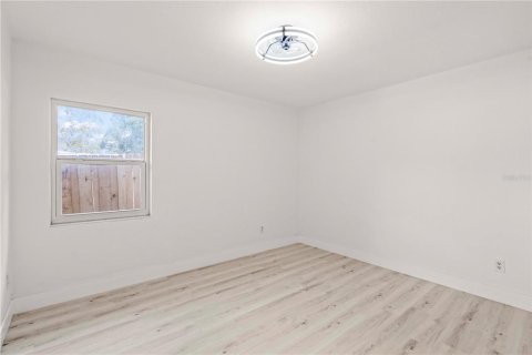 Casa en alquiler en Clearwater, Florida, 4 dormitorios, 157.1 m2 № 1910198 - foto 20