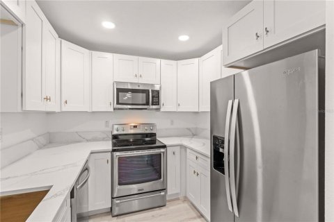 Casa en alquiler en Clearwater, Florida, 4 dormitorios, 157.1 m2 № 1910198 - foto 11