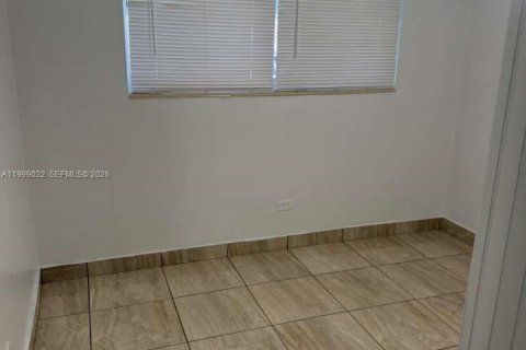 Снять в аренду виллу или дом в Мирамар, Флорида 3 спальни, 122.63м2, № 2060995 - фото 6