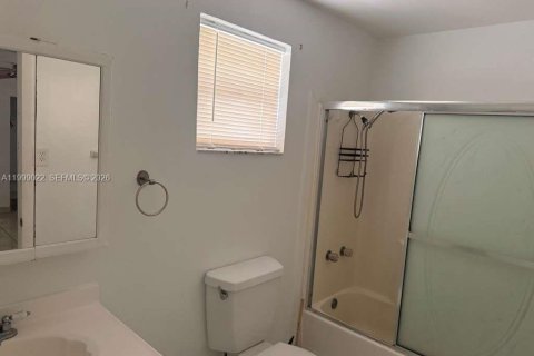 Снять в аренду виллу или дом в Мирамар, Флорида 3 спальни, 122.63м2, № 2060995 - фото 10