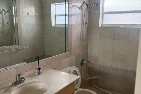 Снять в аренду виллу или дом в Мирамар, Флорида 3 спальни, 122.63м2, № 2060995 - фото 7