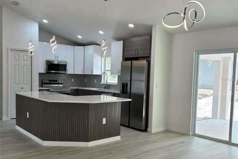 Casa en venta en Summerfield, Florida, 3 dormitorios, 136.85 m2 № 1675946 - foto 4