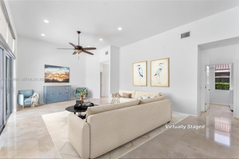 Casa en venta en Weston, Florida, 4 dormitorios, 259.57 m2 № 1992357 - foto 12