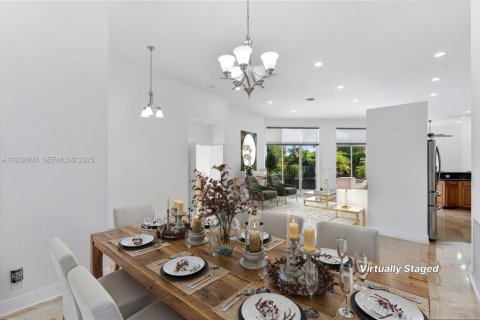 Casa en venta en Weston, Florida, 4 dormitorios, 259.57 m2 № 1992357 - foto 5