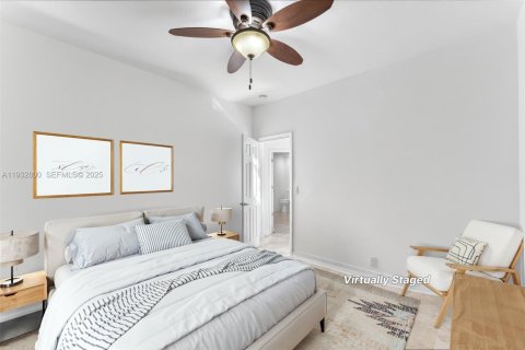 Casa en venta en Weston, Florida, 4 dormitorios, 259.57 m2 № 1992357 - foto 18