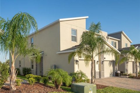 Condo in Davenport, Florida, 2 bedrooms  № 1554936 - photo 22