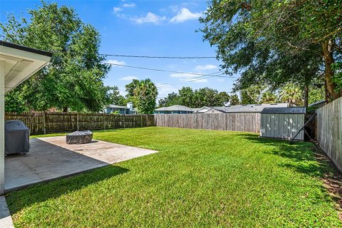 House in Lakeland, Florida 2 bedrooms, 115.01 sq.m. № 1883325 - photo 4