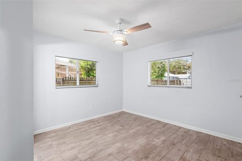 House in Lakeland, Florida 2 bedrooms, 115.01 sq.m. № 1883325 - photo 27