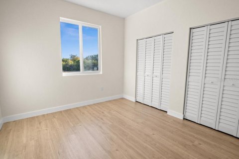 Villa ou maison à louer à Port Charlotte, Floride: 5 chambres, 229.19 m2 № 2106724 - photo 9