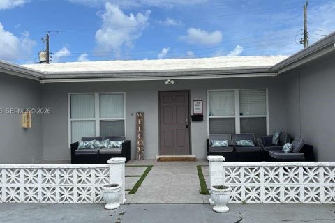 Appartement à Pompano Beach, Floride 2 chambres, 273.88 m2 № 2255662