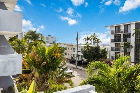 Снять в аренду кондоминиум в Норт-Бей-Виллидж, Флорида 1 спальня, 57.6м2, № 2003731 - фото 20