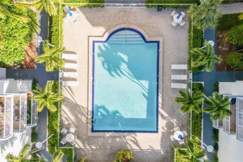 Снять в аренду кондоминиум в Норт-Бей-Виллидж, Флорида 1 спальня, 57.6м2, № 2003731 - фото 23