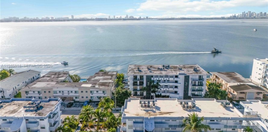 Кондоминиум с 1 спальней в Норт-Бей-Виллидж, Флорида № 2003731