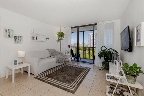 Condo à Aventura, Floride, 2 chambres  № 2387283