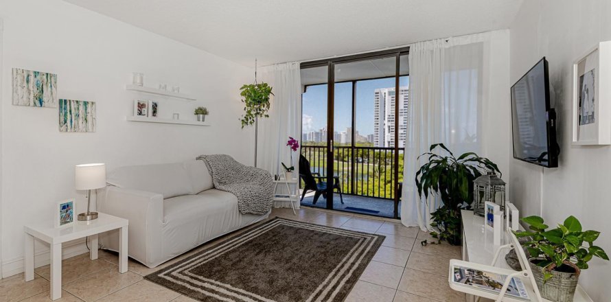 Condo à Aventura, Floride, 2 chambres  № 2387283