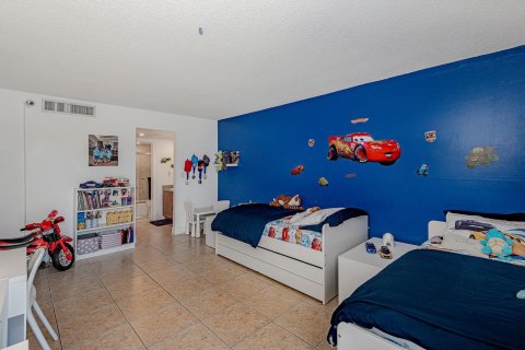Copropriété à louer à Aventura, Floride: 2 chambres, 92.34 m2 № 2387283 - photo 14