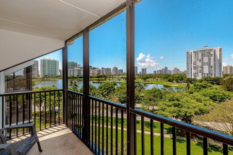 Copropriété à louer à Aventura, Floride: 2 chambres, 92.34 m2 № 2387283 - photo 21