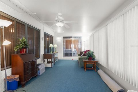 House in Spring Hill, Florida 3 bedrooms, 155.52 sq.m. № 1531675 - photo 29