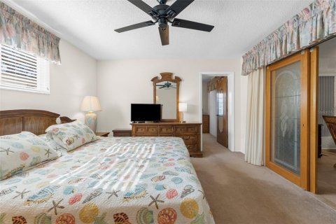 House in Spring Hill, Florida 3 bedrooms, 155.52 sq.m. № 1531675 - photo 22