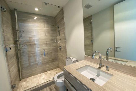 Copropriété à louer à Sunny Isles Beach, Floride: 2 chambres, 119.94 m2 № 1981622 - photo 13