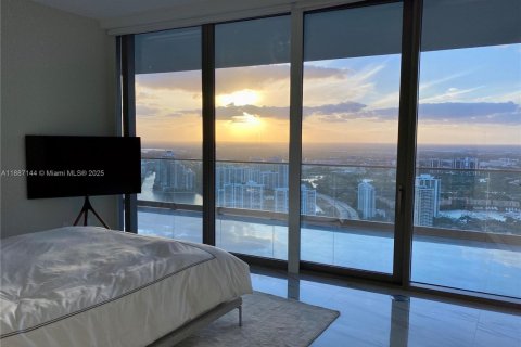 Copropriété à louer à Sunny Isles Beach, Floride: 2 chambres, 119.94 m2 № 1981622 - photo 10