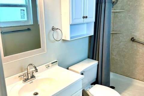 House in Sun City Center, Florida 2 bedrooms, 117.61 sq.m. № 1786437 - photo 9