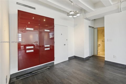 Copropriété à louer à Miami Beach, Floride: 1 chambre, 147.25 m2 № 2332157 - photo 14