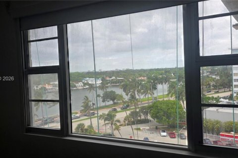Copropriété à louer à Miami Beach, Floride: 1 chambre, 147.25 m2 № 2332157 - photo 16