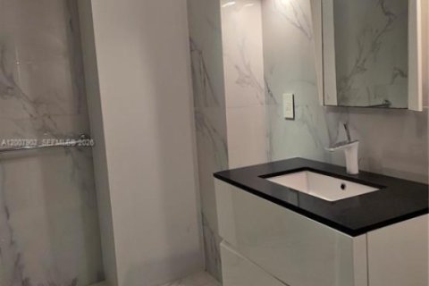 Copropriété à louer à Miami Beach, Floride: 1 chambre, 147.25 m2 № 2332157 - photo 15