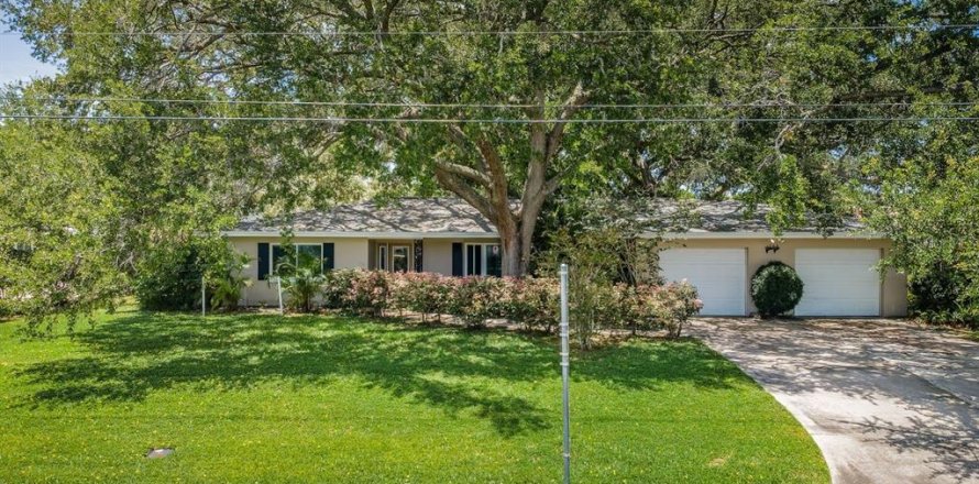 Villa ou maison à Belleair, Floride 4 chambres, 282.89 m2 № 2101729
