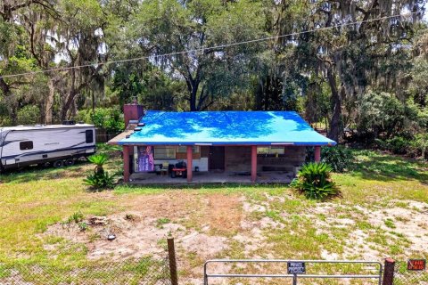 Casa en Ocklawaha, Florida 2 dormitorios, 123.47 m2 № 2203975