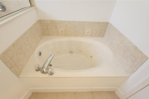 Casa en alquiler en Palm Coast, Florida, 4 dormitorios, 199.83 m2 № 1802104 - foto 17