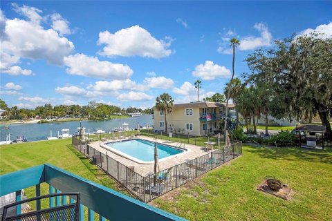 Condo in Crystal River, Florida, 2 bedrooms № 2378328 - photo 22
