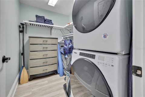Condo in Crystal River, Florida, 2 bedrooms № 2378328 - photo 18