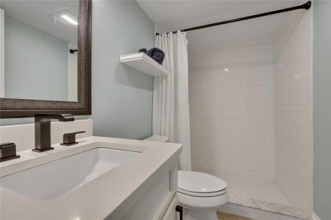 Condo in Crystal River, Florida, 2 bedrooms № 2378328 - photo 20