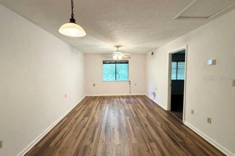 Condominio en alquiler en Gainesville, Florida, 2 dormitorios, 81.2 m2 № 1906419 - foto 6